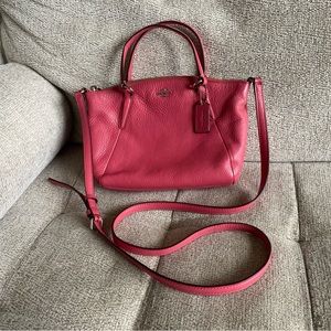 Coach - Mini Kelsey Leather Handbag - color Strawberry - EEUC - style # F57563